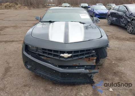 2013 Chevrolet Camaro 2Ls z USA, uszkodzony, nr VIN 2G1FA1E37D9108264